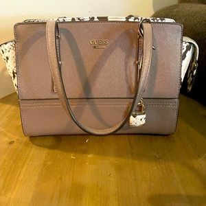 Guess Purse with matching wallet!